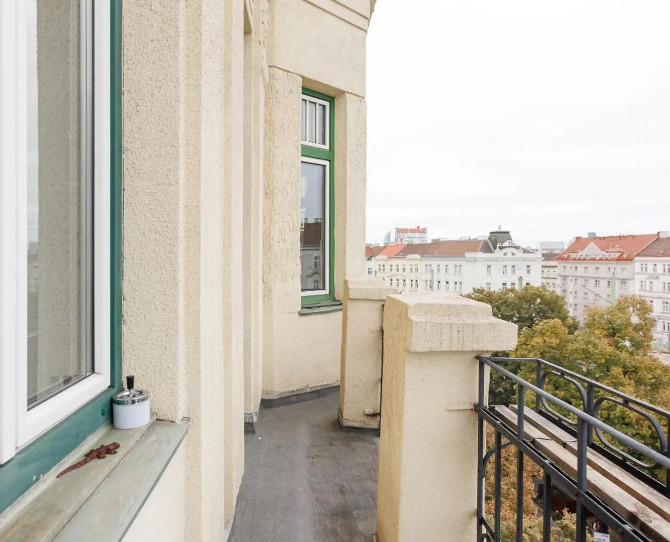 Cozy City Center Apartment Vienna Austria