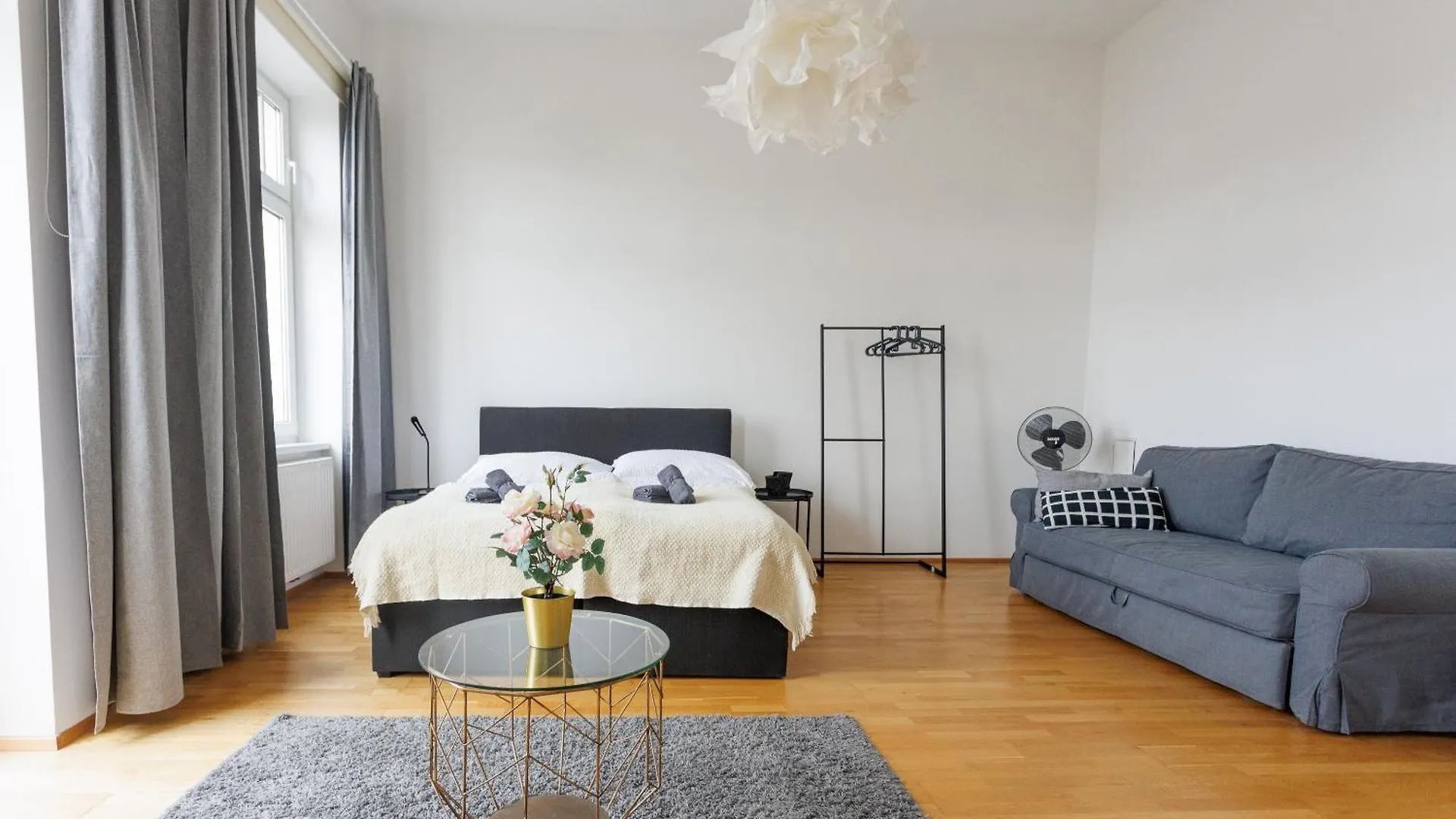 Cozy City Center Apartment location