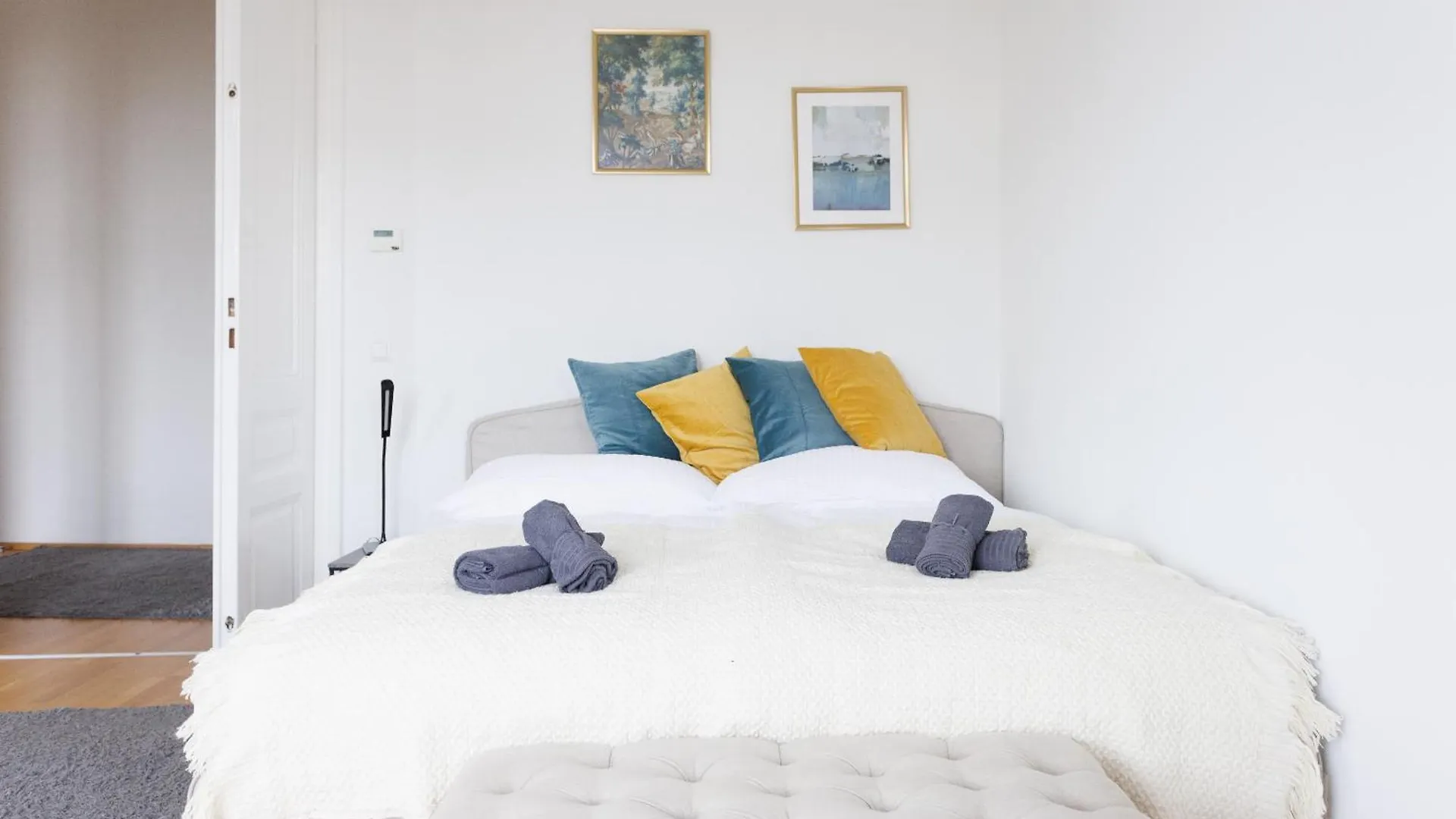 Cozy City Center Apartment Vienna